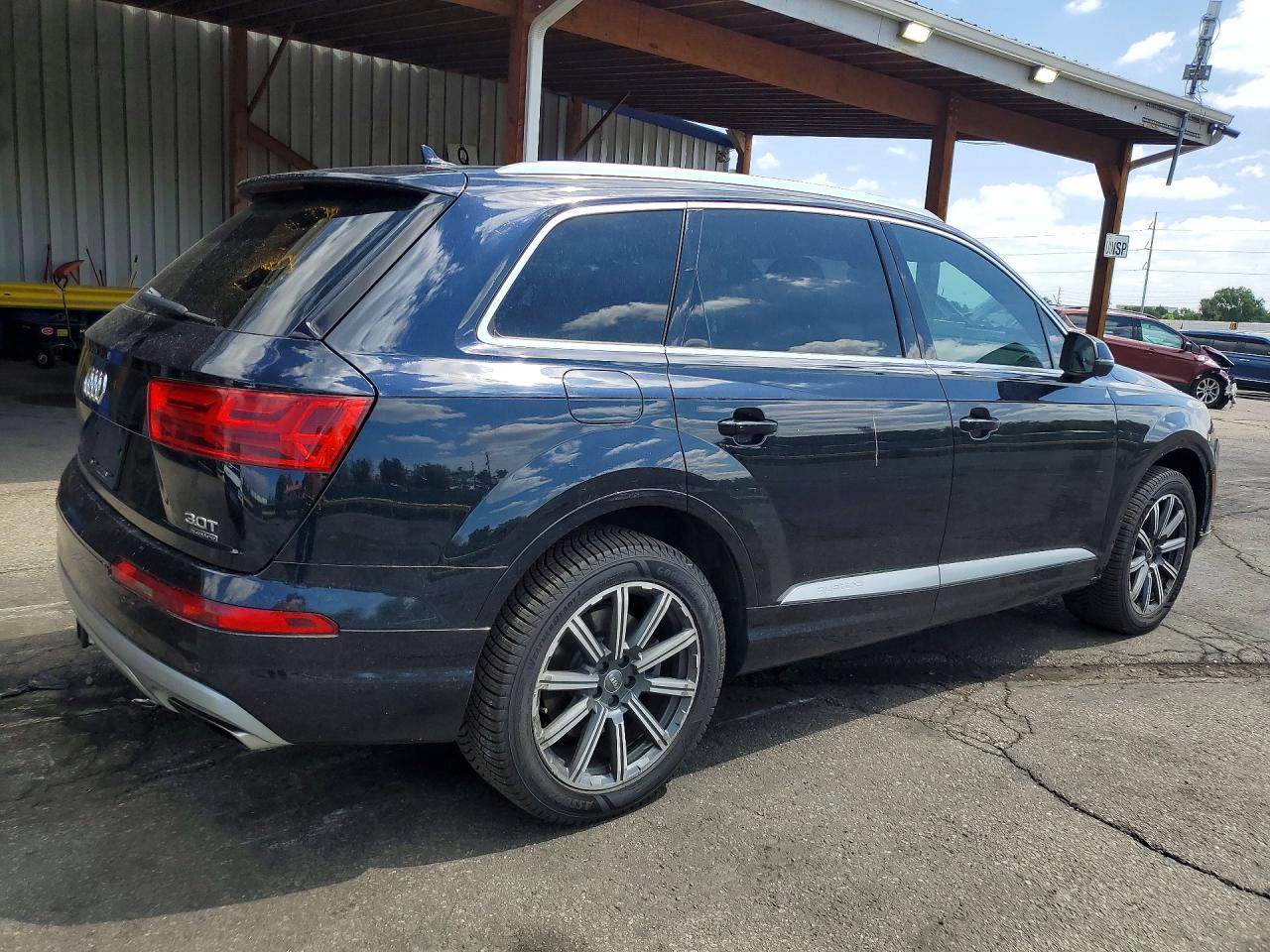 2017 AUDI Q7