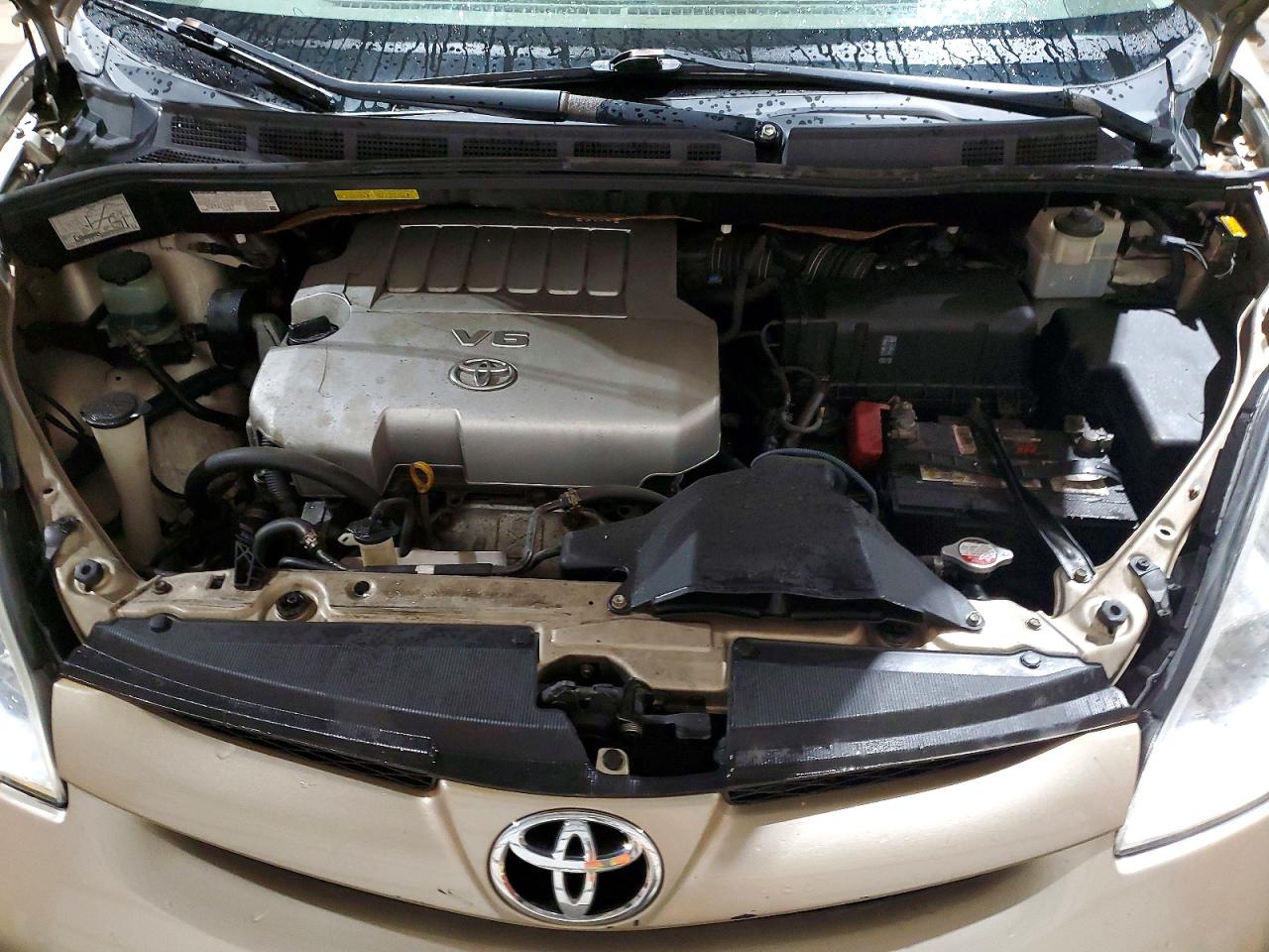 2008 TOYOTA SIENNA