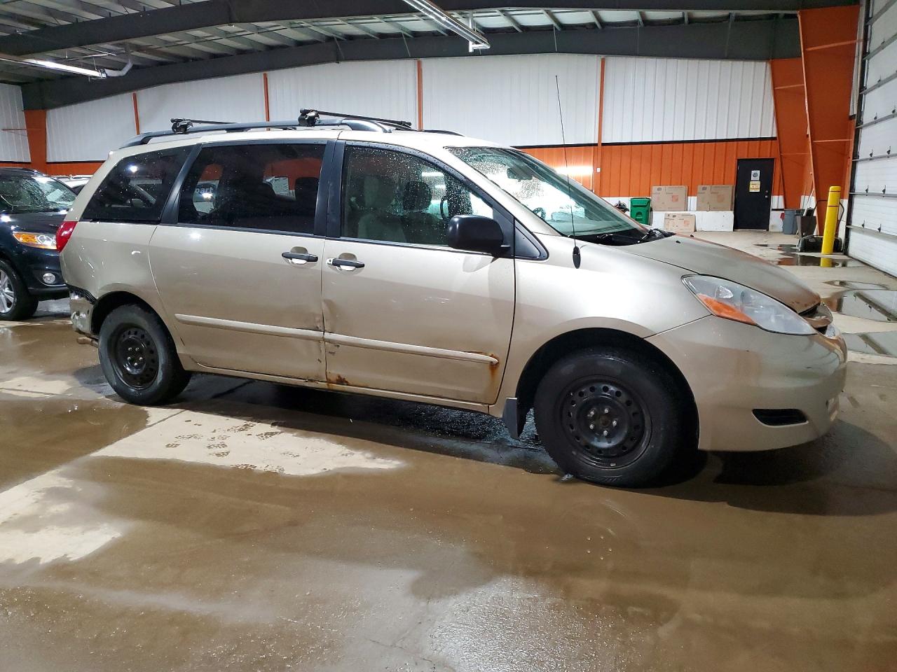 2008 TOYOTA SIENNA