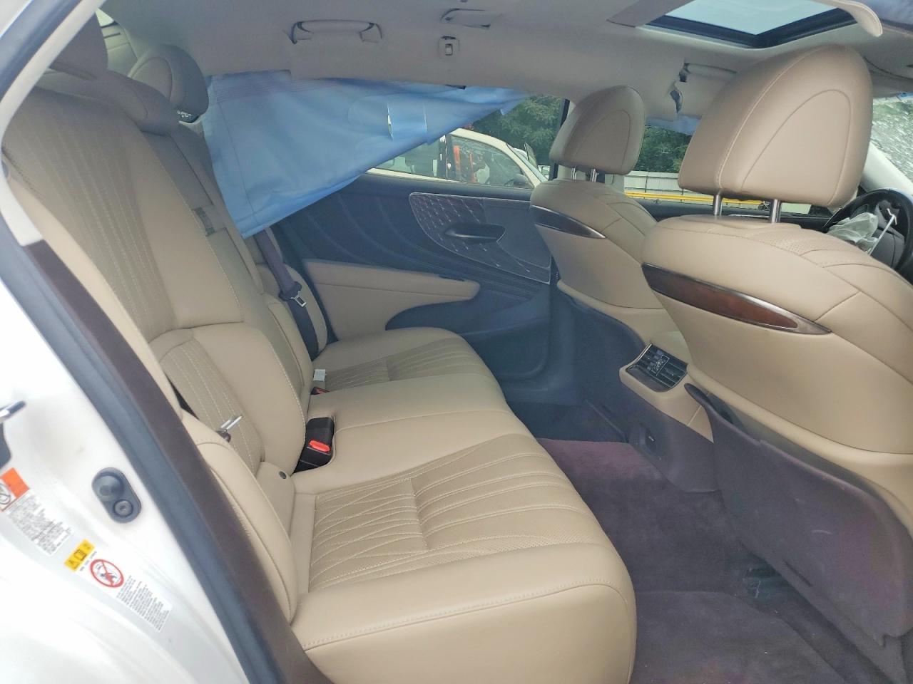 2018 LEXUS LS500