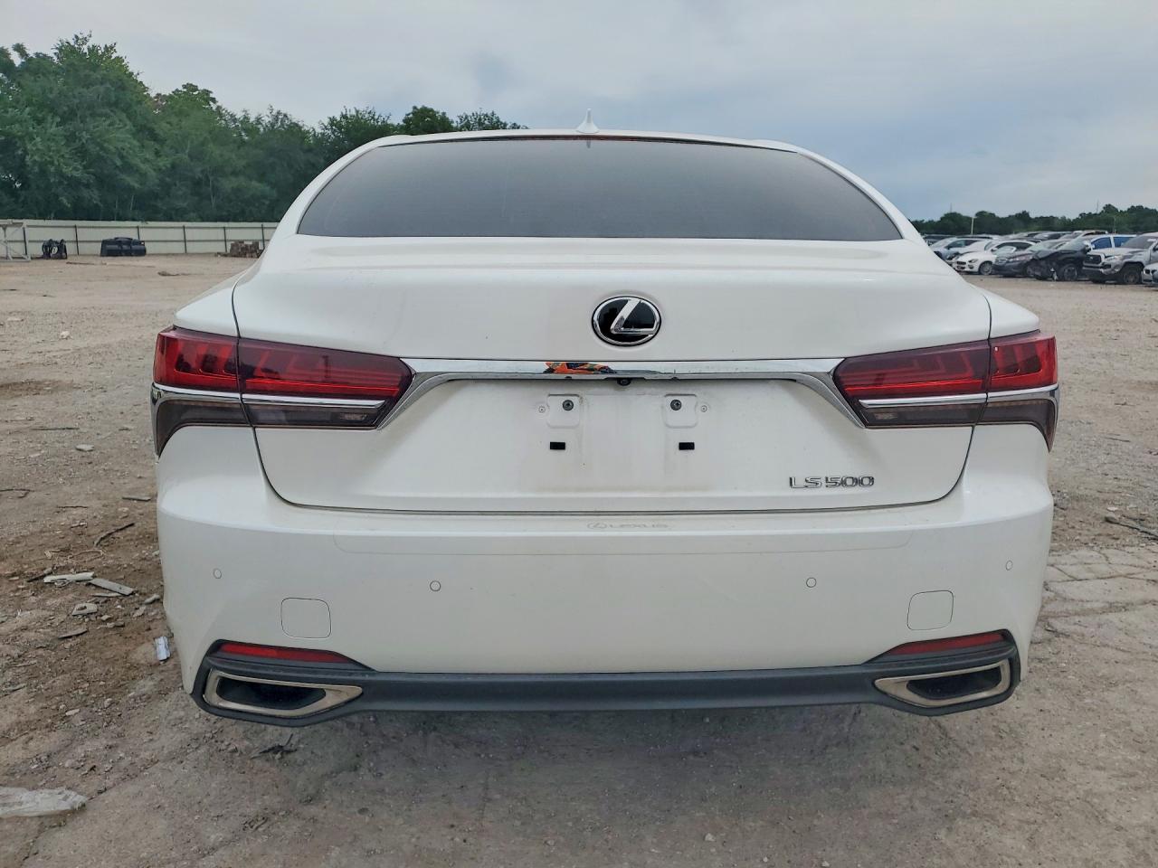2018 LEXUS LS500