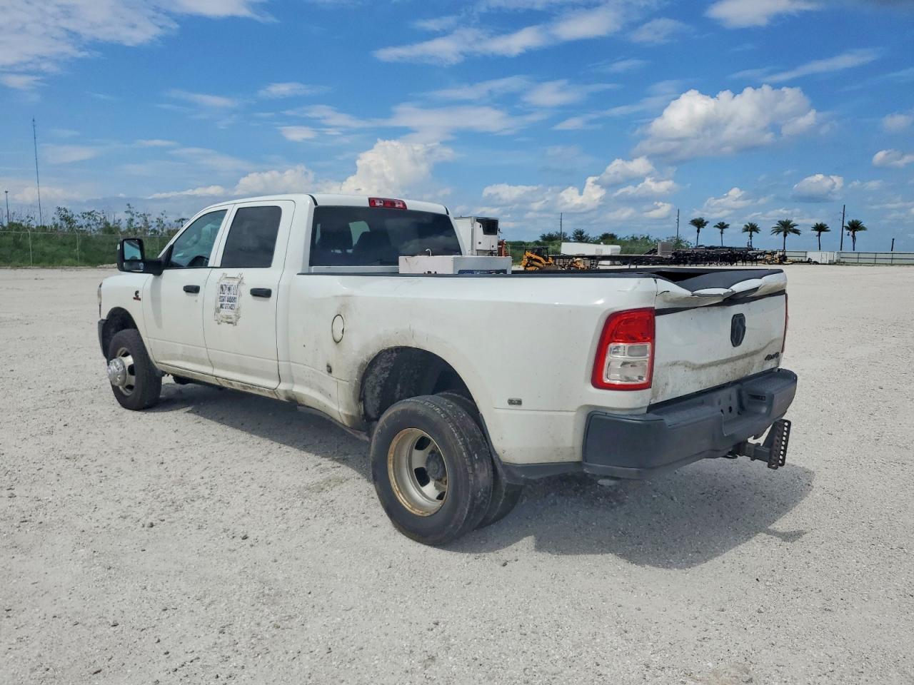 2023 RAM 3500