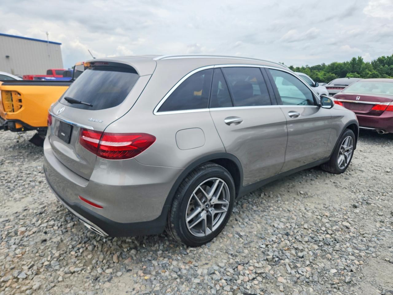 2019 MERCEDES-BENZ GLC-CLASS