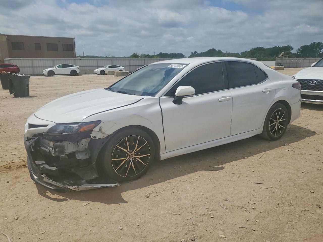 2022 TOYOTA CAMRY