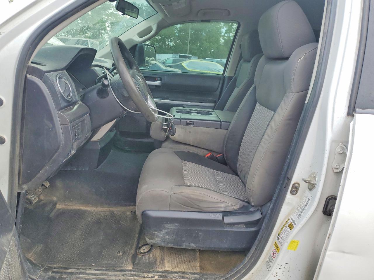2015 TOYOTA TUNDRA