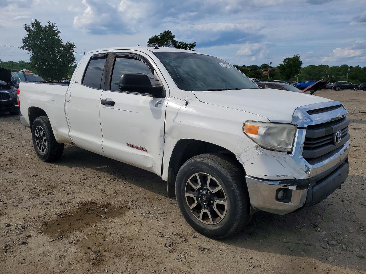2015 TOYOTA TUNDRA