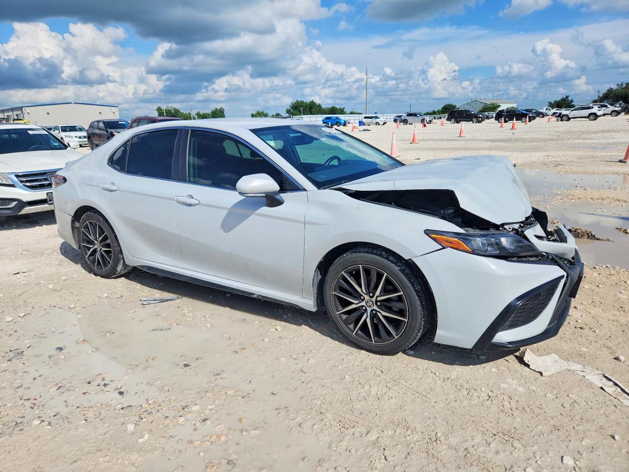 2022 TOYOTA CAMRY