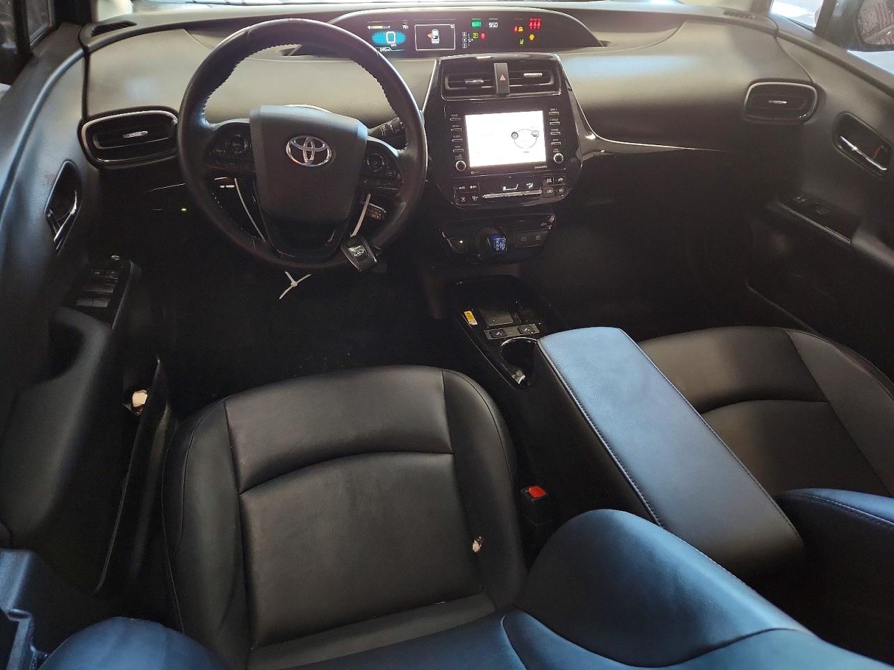 2022 TOYOTA PRIUS