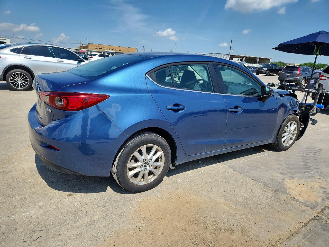 2018 MAZDA 3