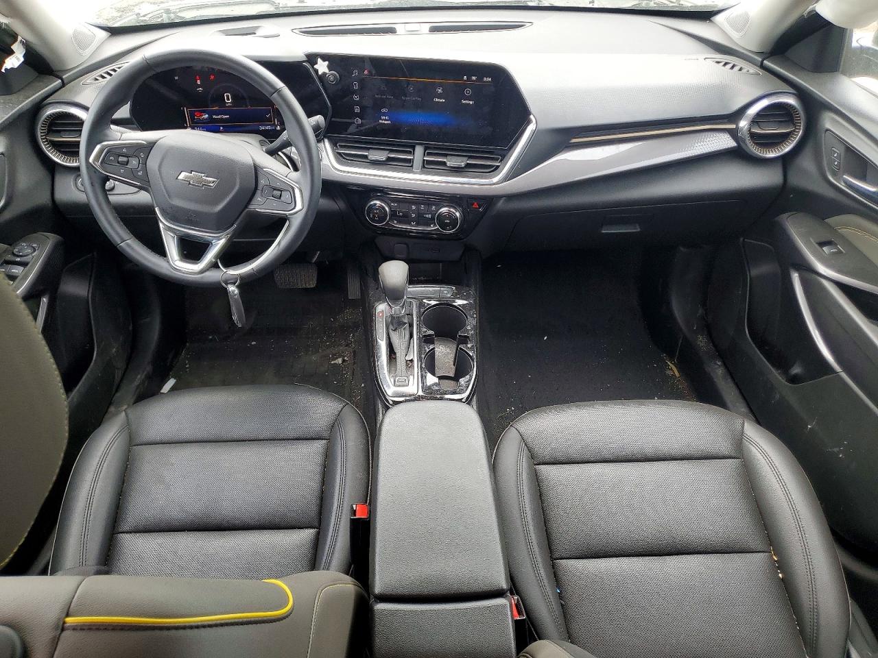 2025 CHEVROLET TRAX