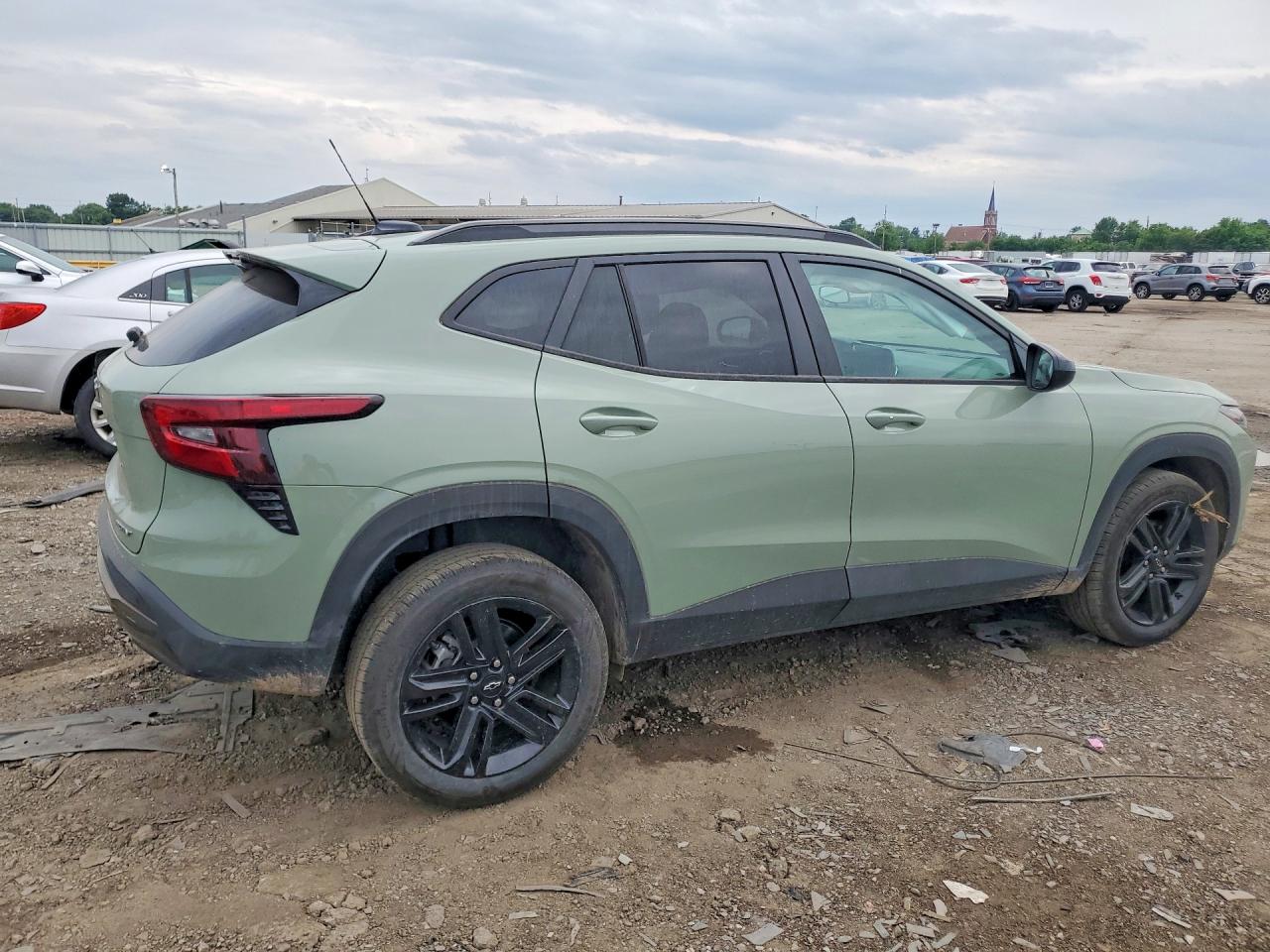 2025 CHEVROLET TRAX