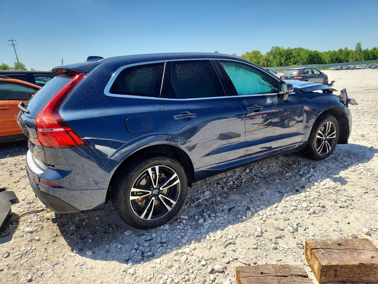 2020 VOLVO XC60
