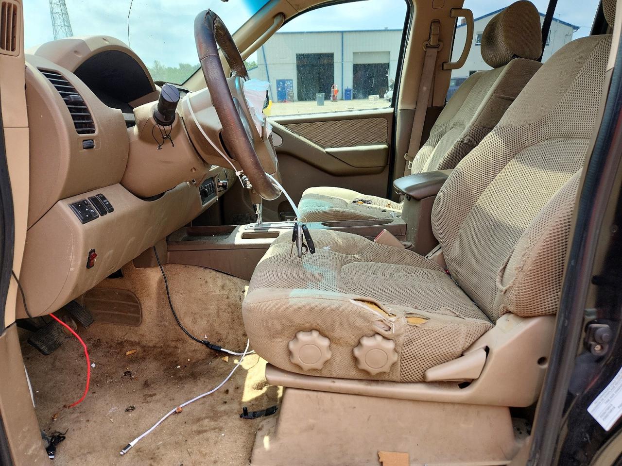 2005 NISSAN FRONTIER