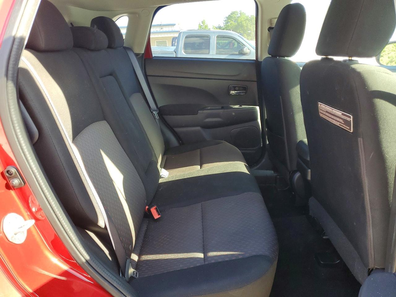 2018 MITSUBISHI OUTLANDER