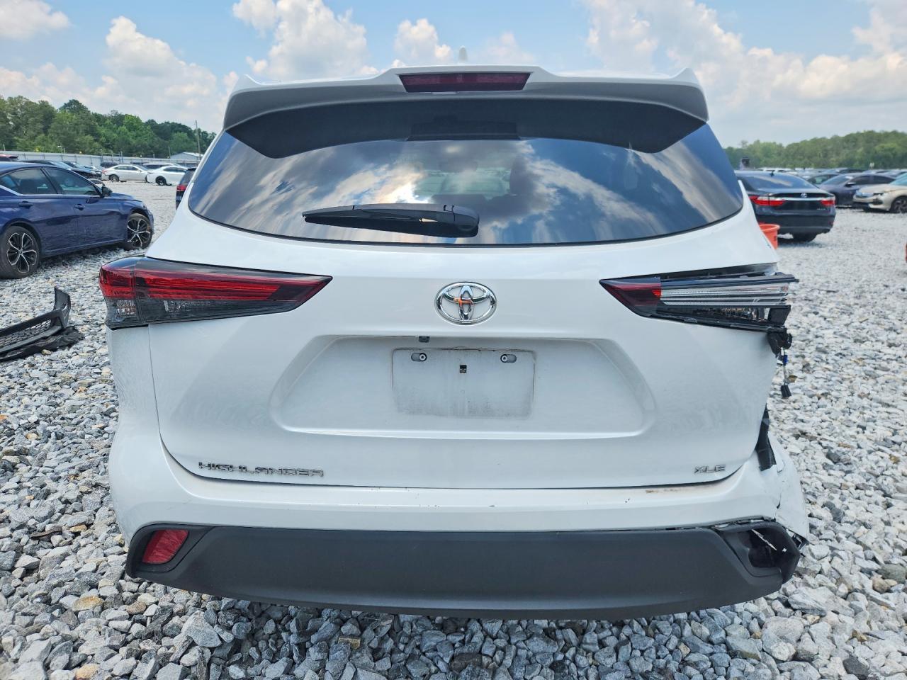 2024 TOYOTA HIGHLANDER