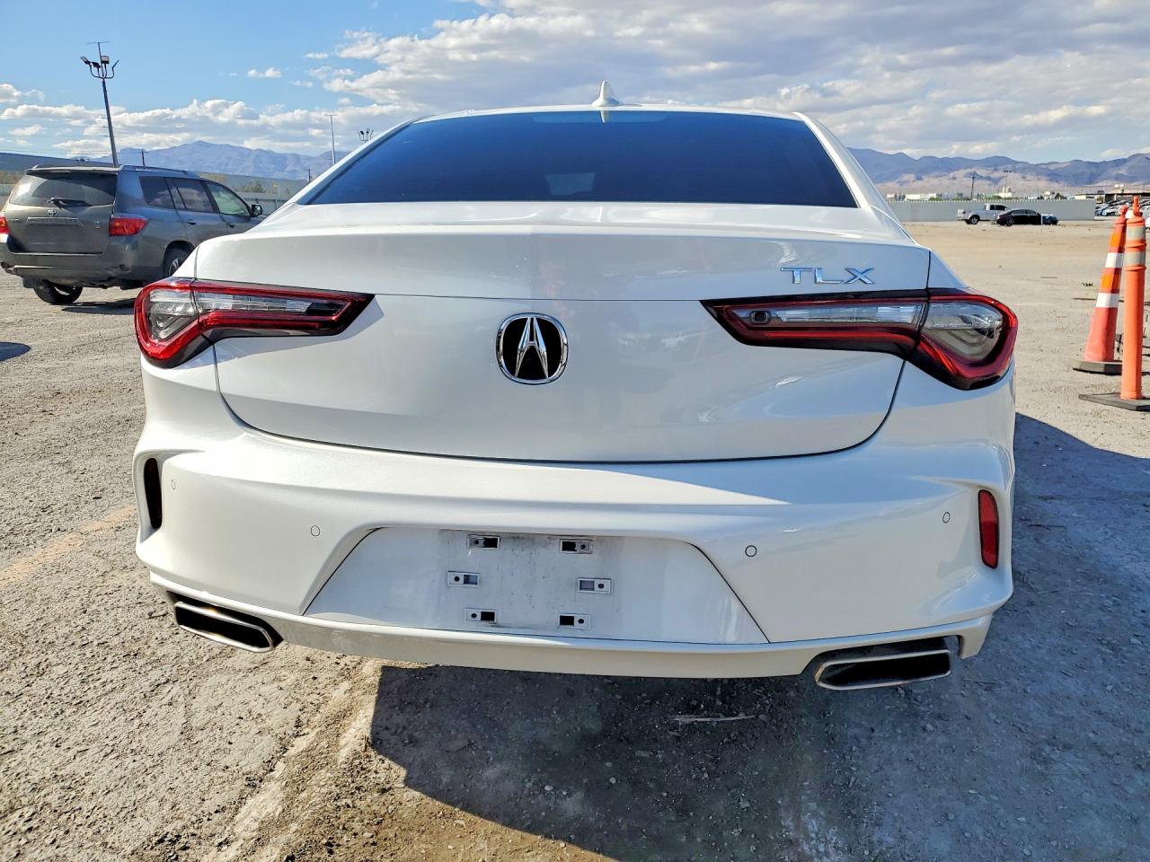 2025 ACURA TLX