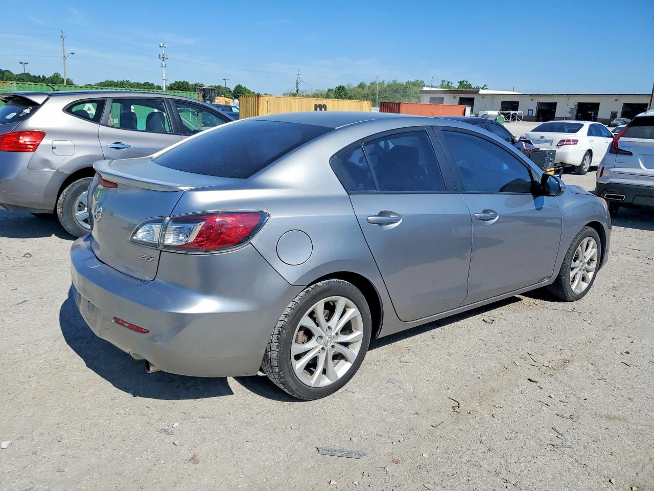 2011 MAZDA MAZDA3