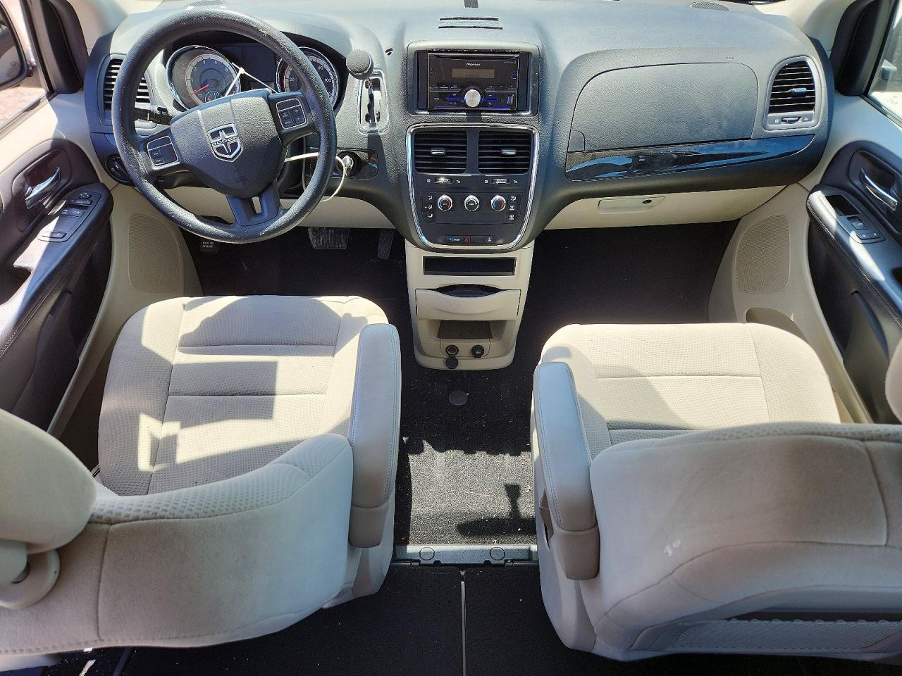 2013 DODGE CARAVAN