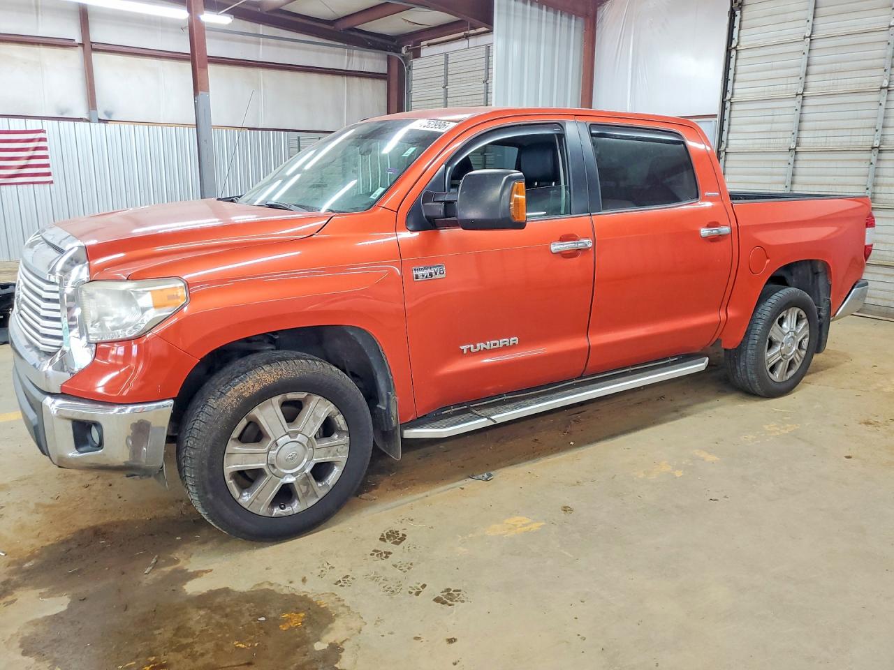 2017 TOYOTA TUNDRA