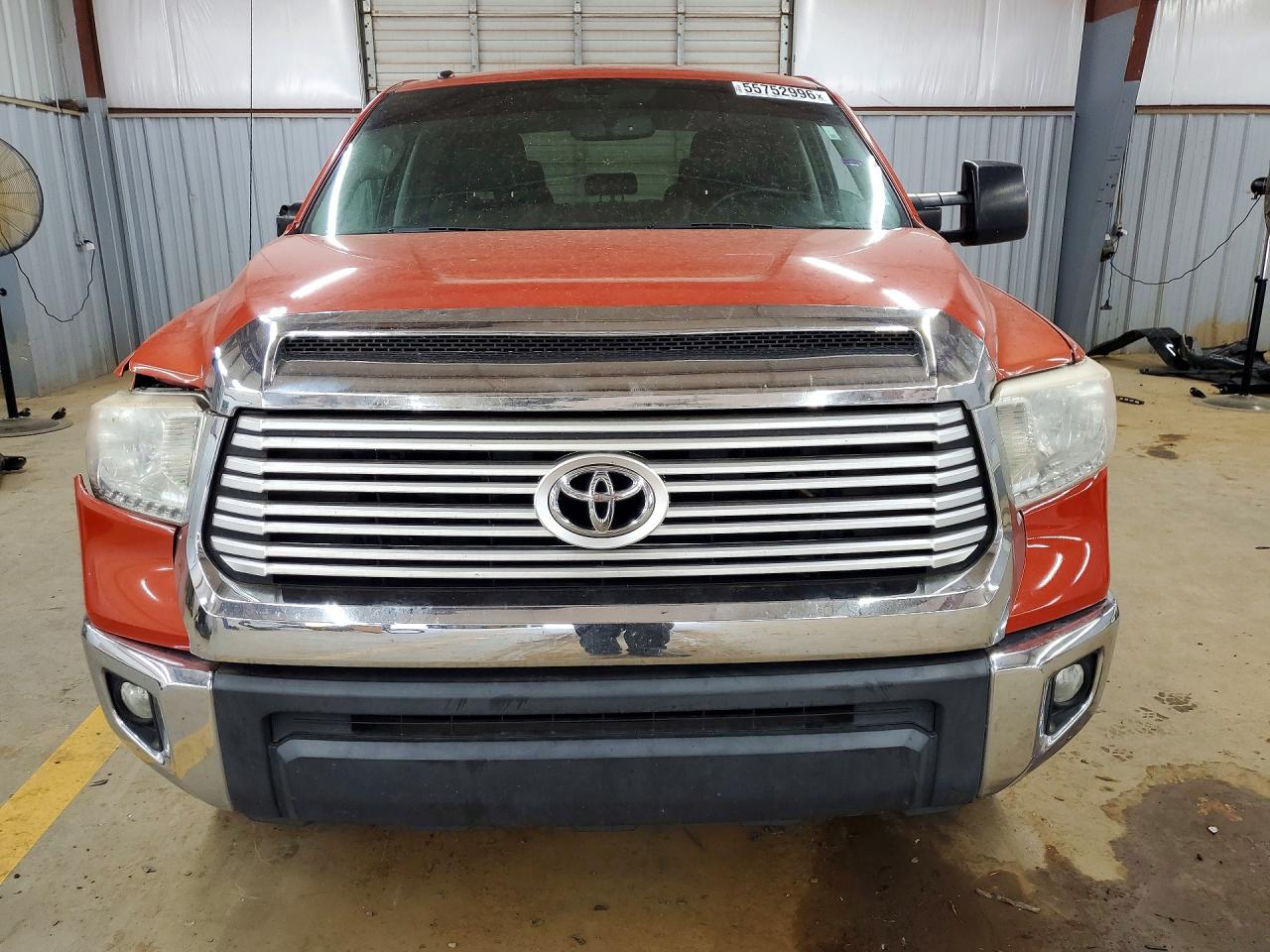 2017 TOYOTA TUNDRA