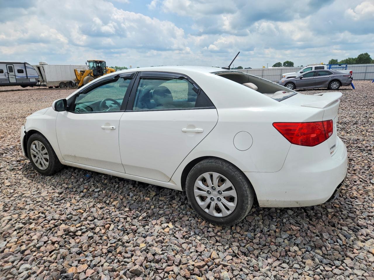 2013 KIA FORTE