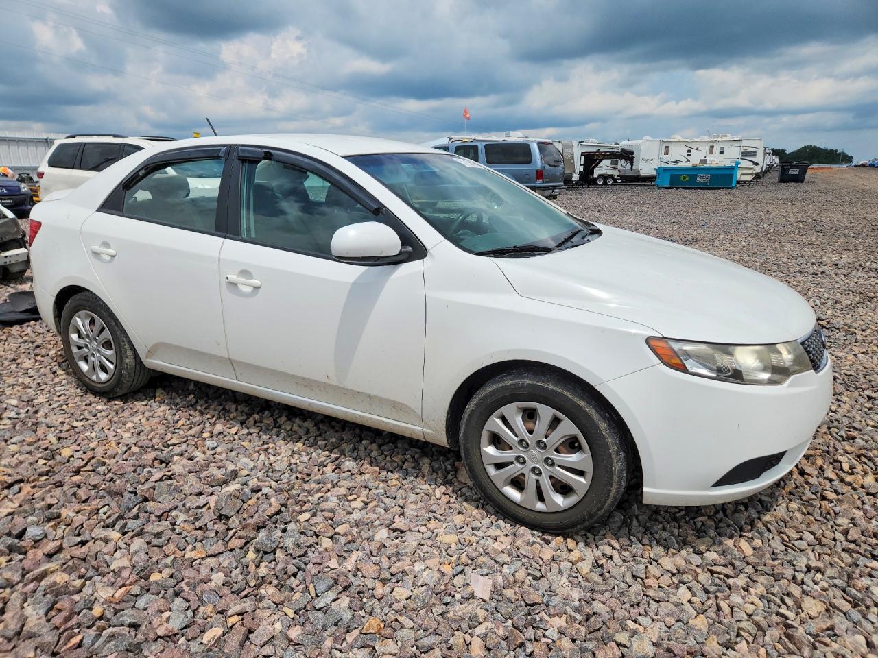 2013 KIA FORTE
