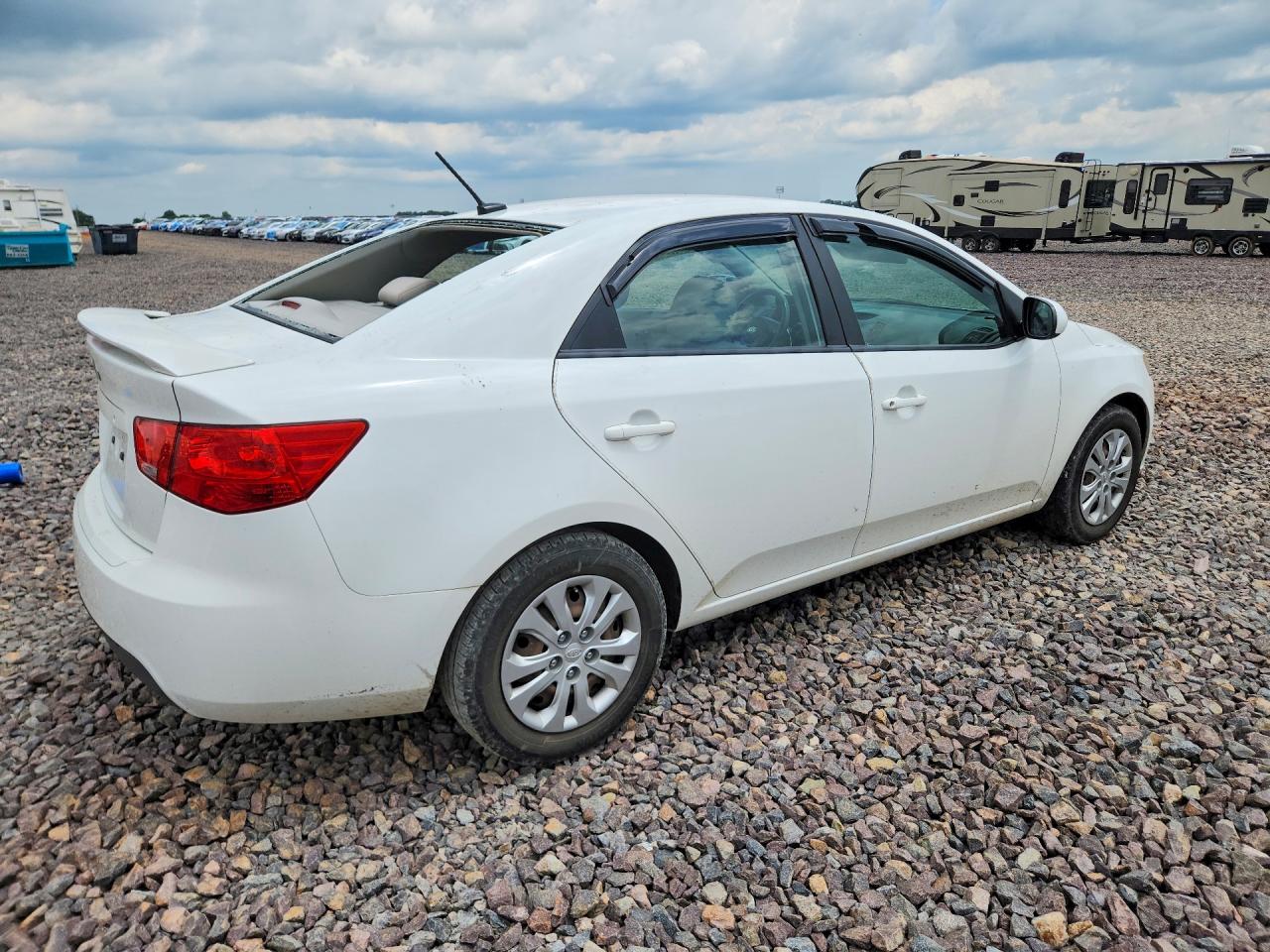 2013 KIA FORTE