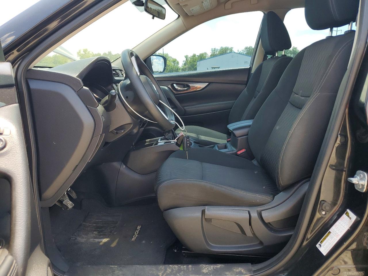 2017 NISSAN ROGUE