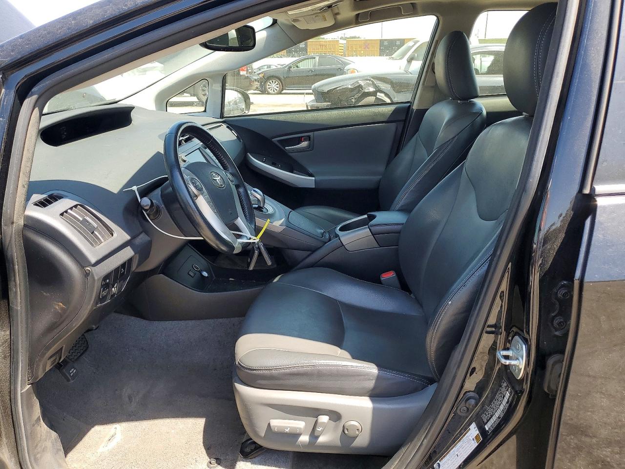 2014 TOYOTA PRIUS