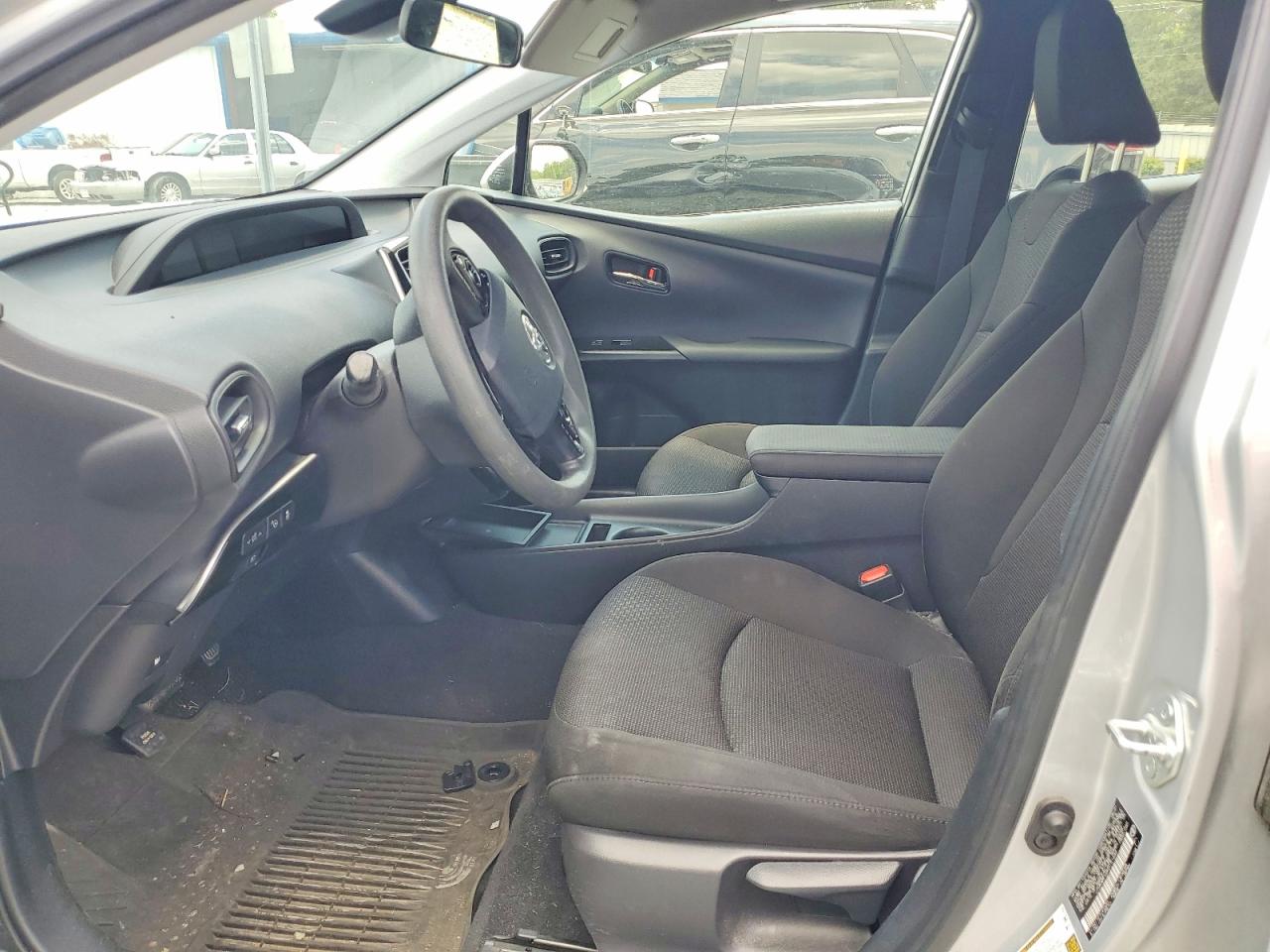 2021 TOYOTA PRIUS