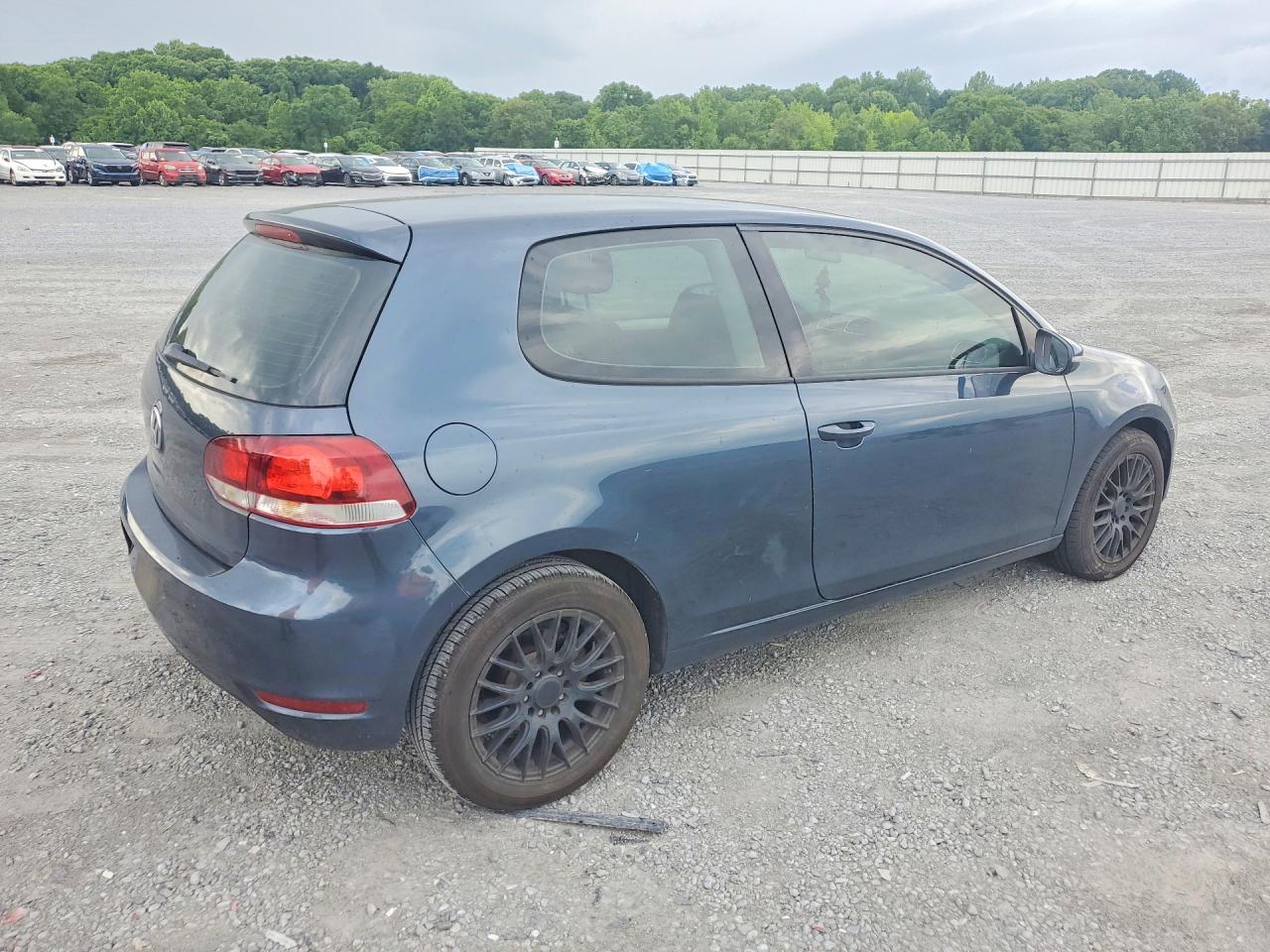 2013 VOLKSWAGEN GOLF