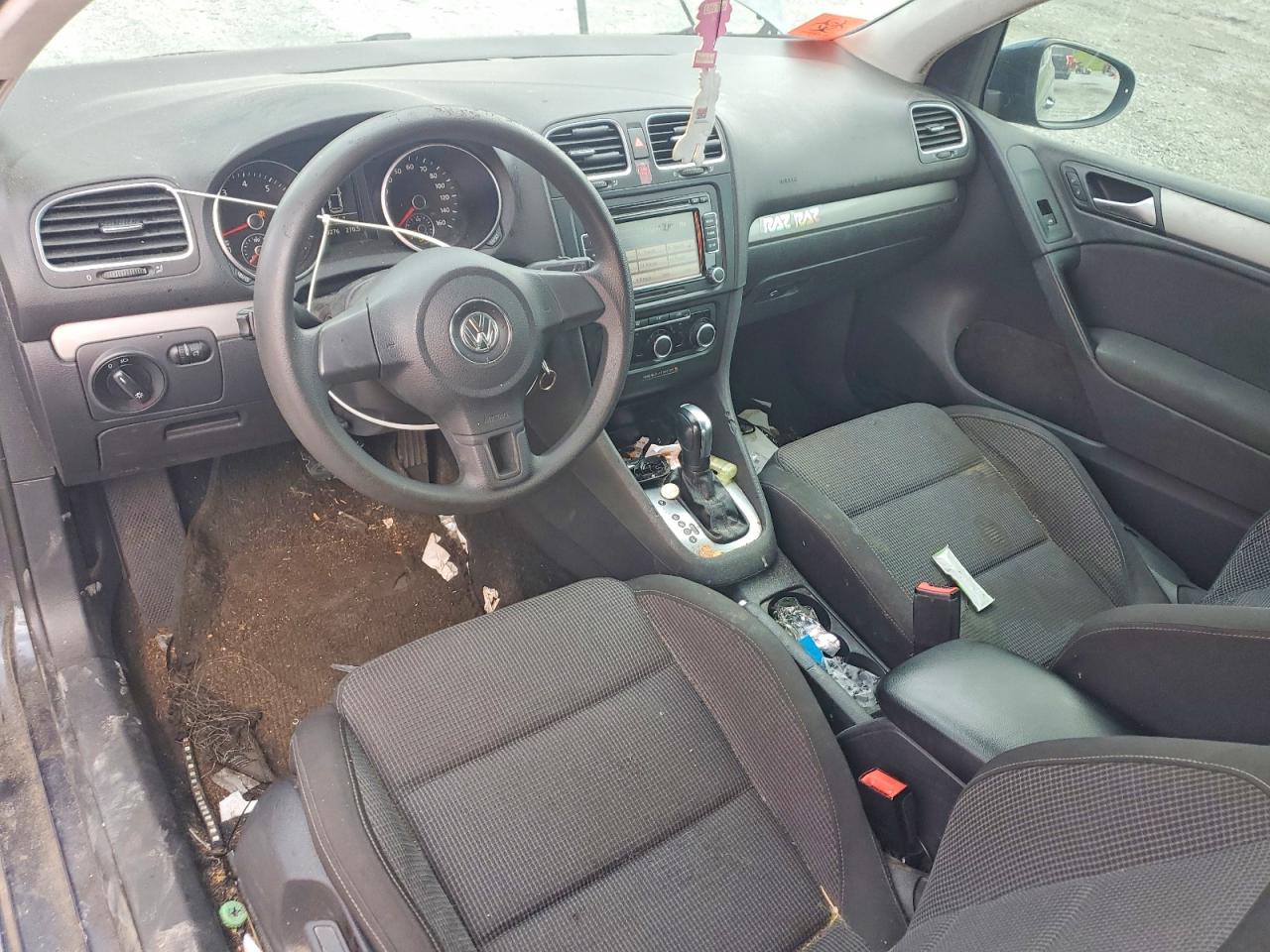 2013 VOLKSWAGEN GOLF