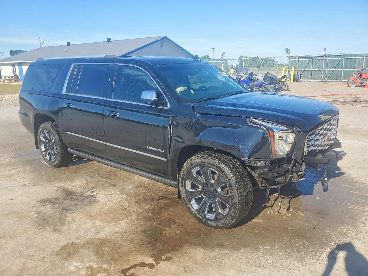 2018 GMC YUKON