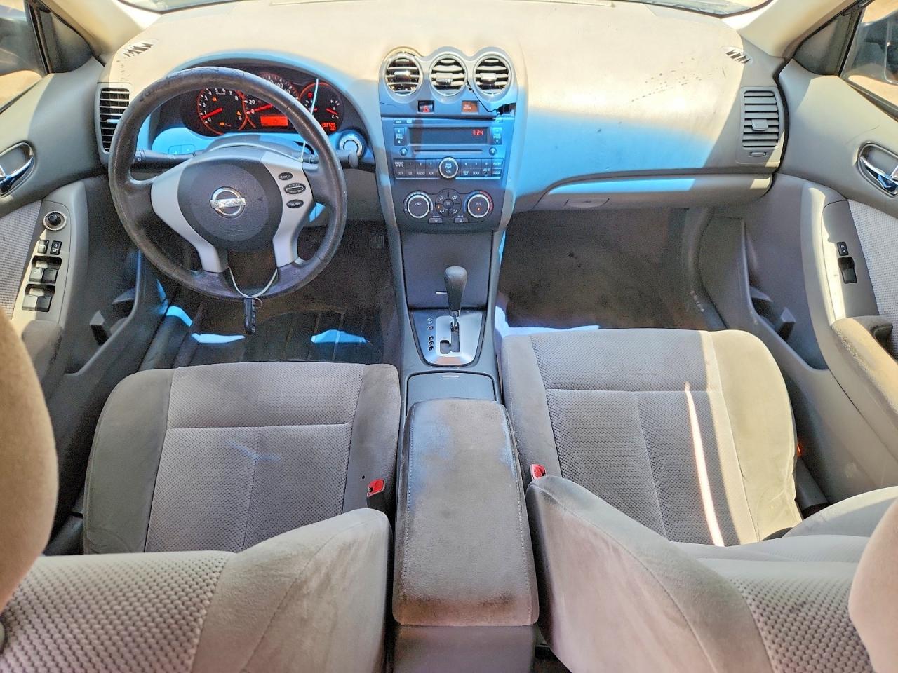 2009 NISSAN ALTIMA