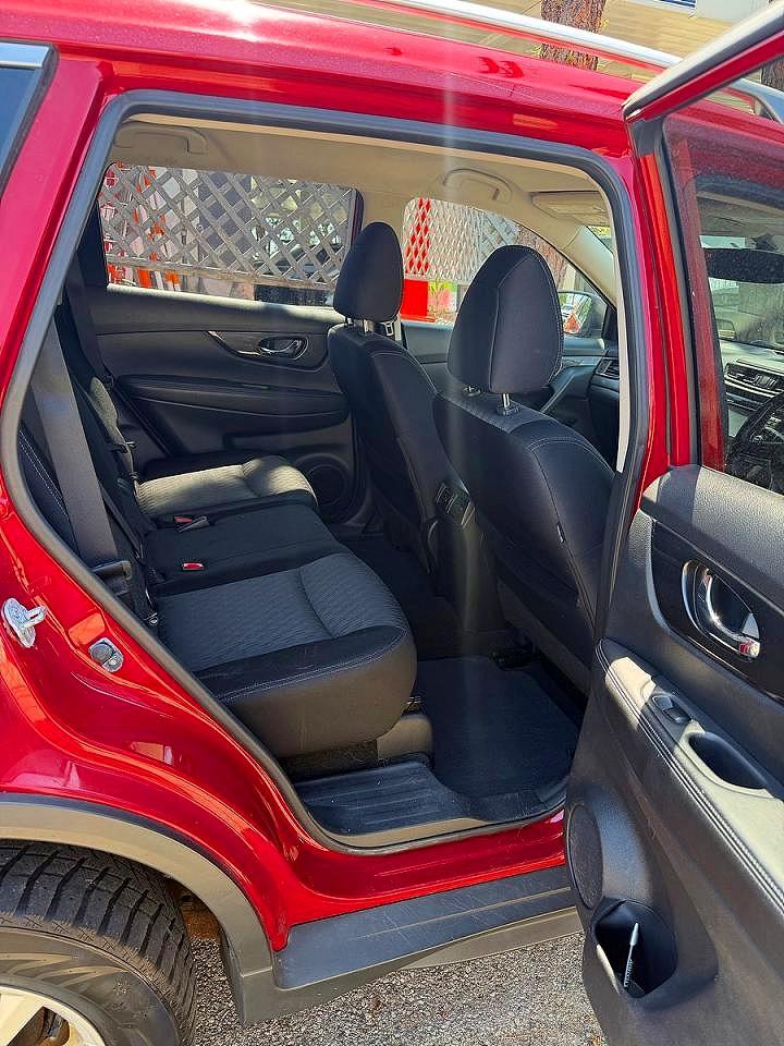 2017 NISSAN ROGUE