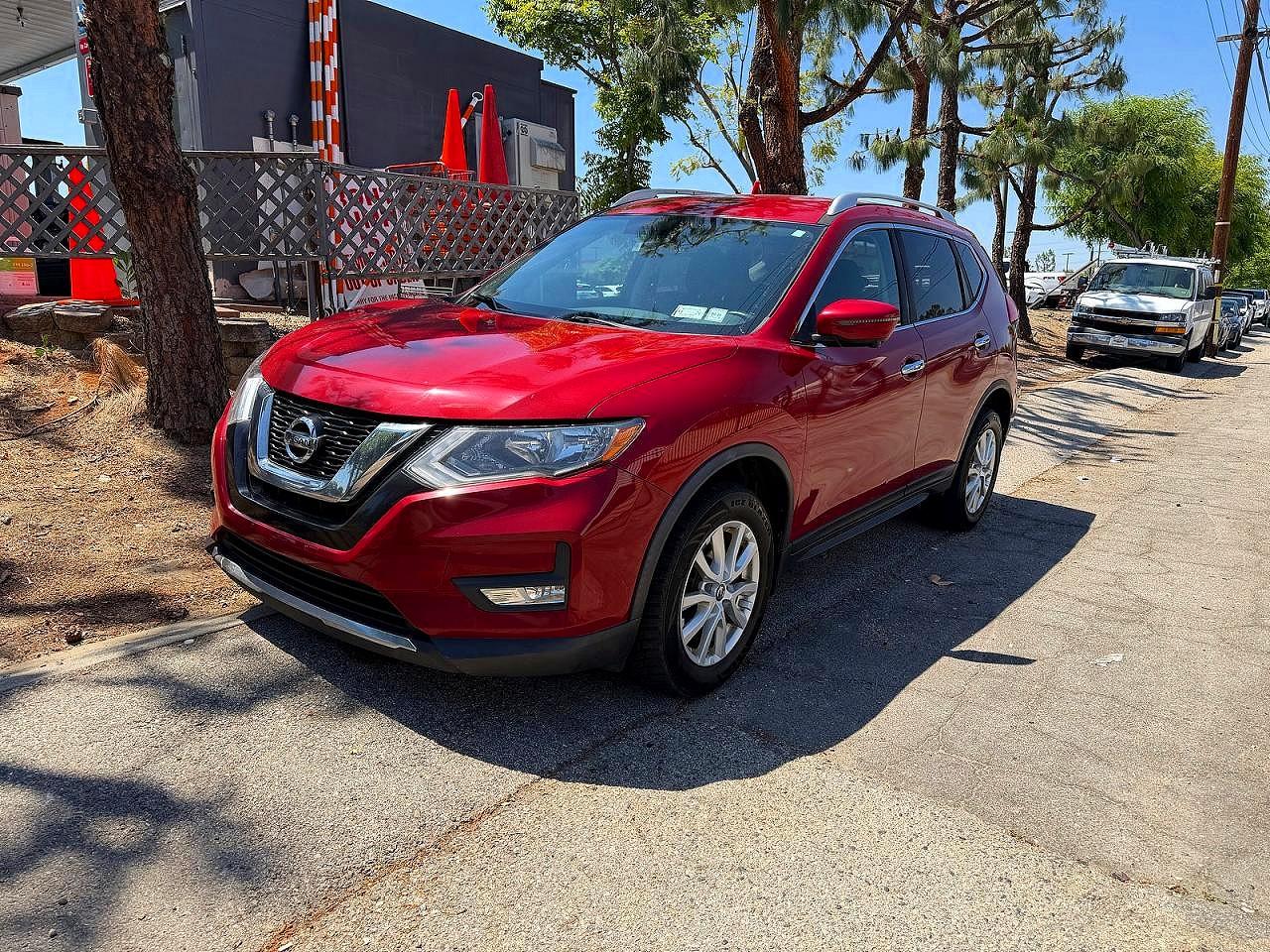 2017 NISSAN ROGUE