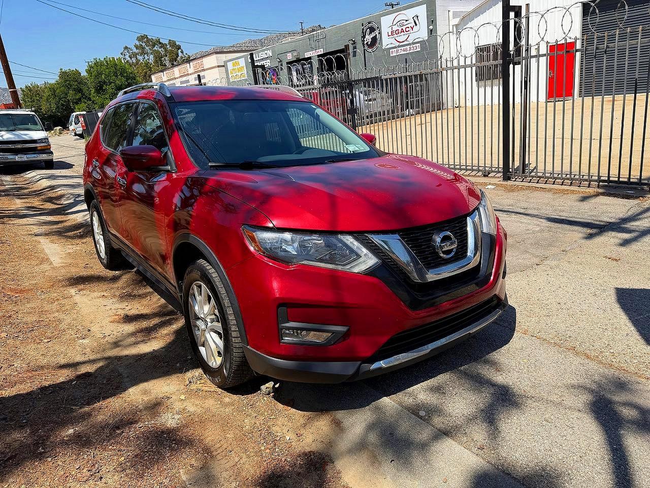 2017 NISSAN ROGUE