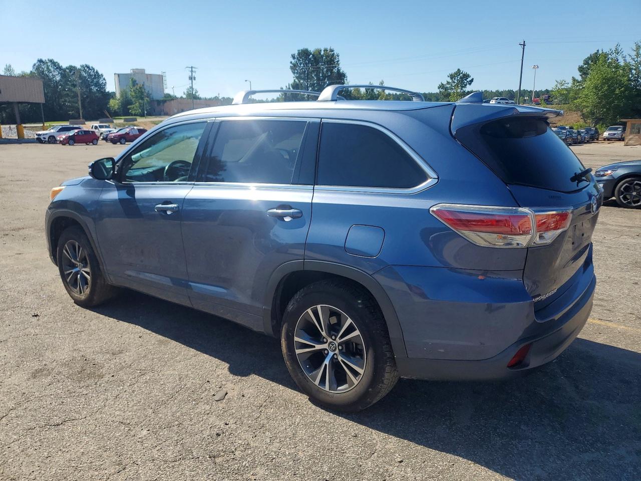 2016 TOYOTA HIGHLANDER
