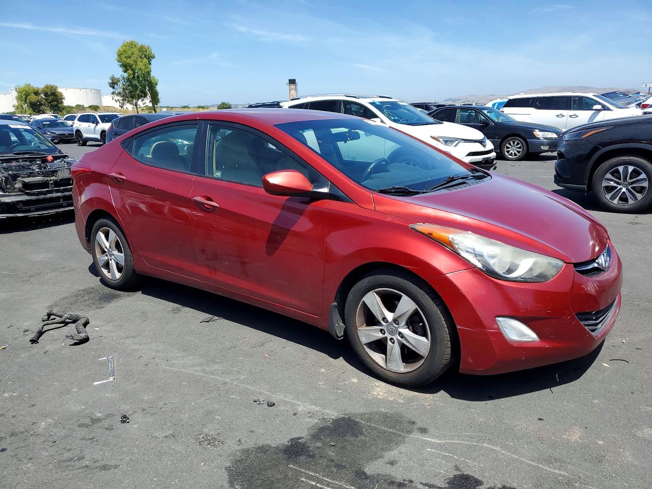 2013 HYUNDAI ELANTRA