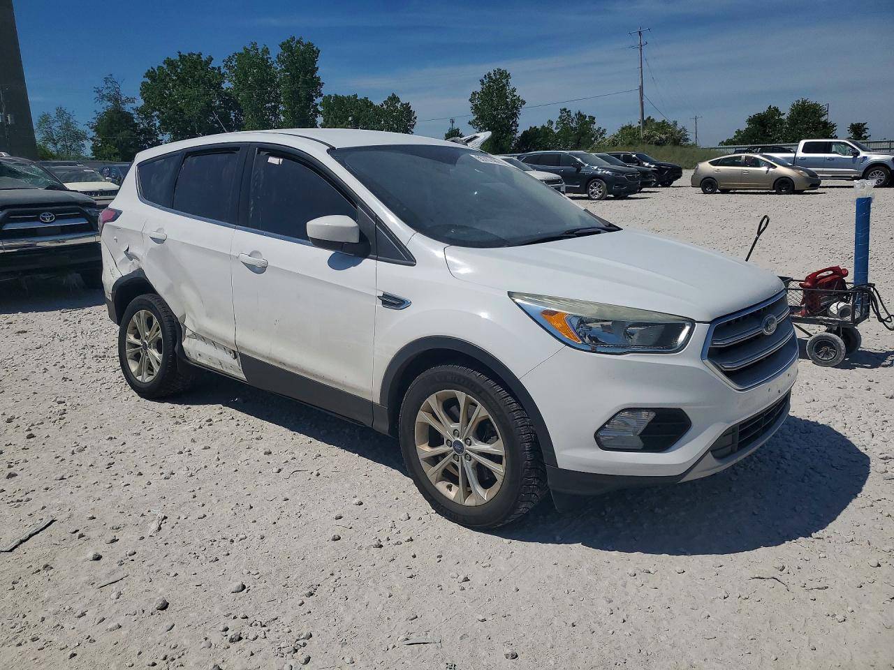 2017 FORD ESCAPE