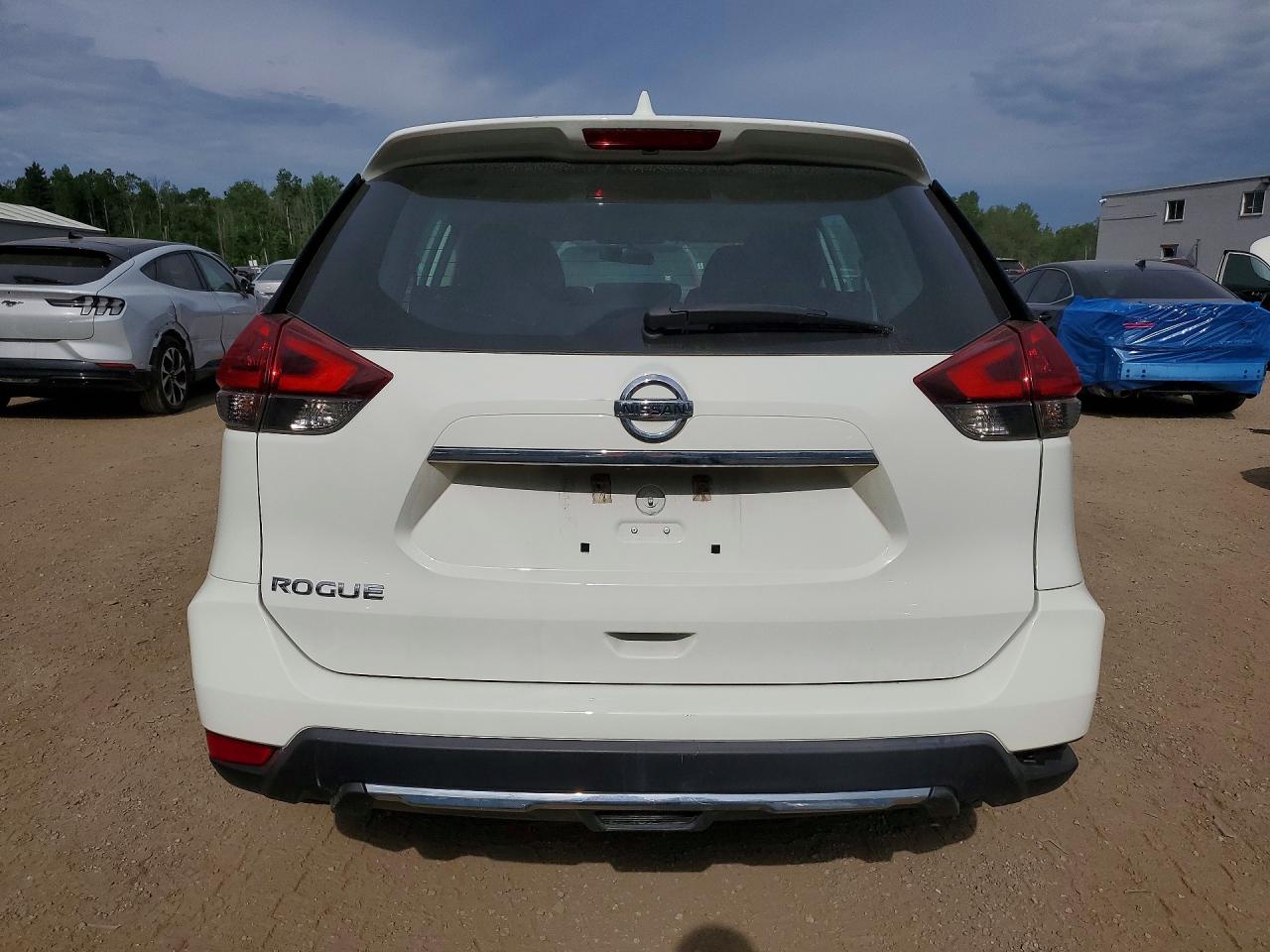 2018 NISSAN ROGUE
