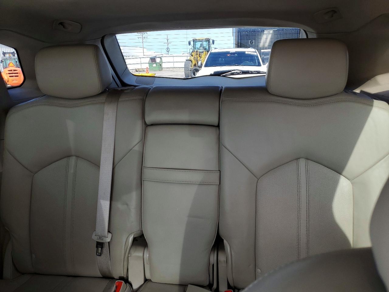 2011 CADILLAC SRX