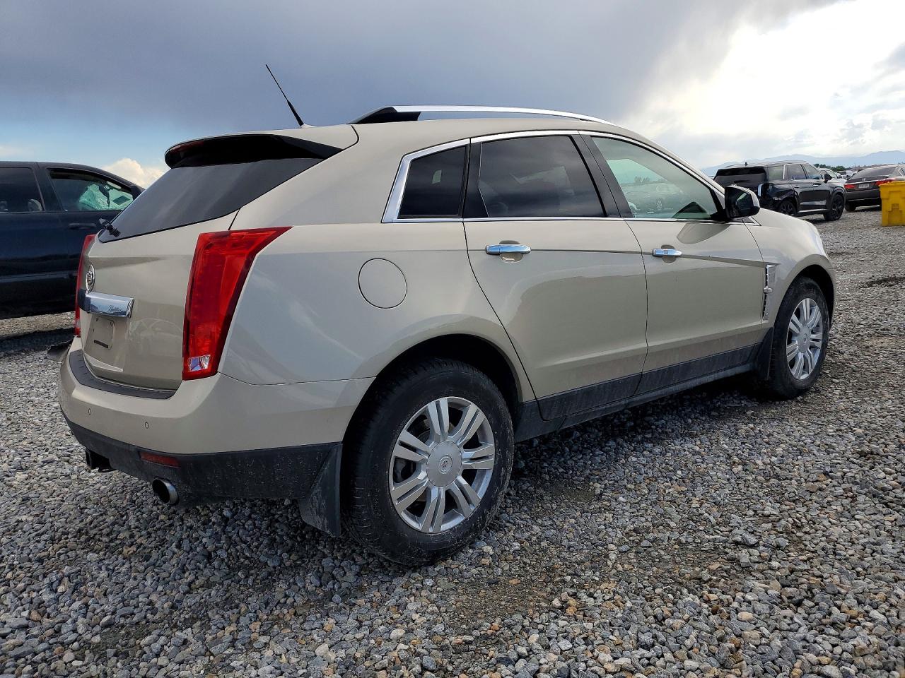 2011 CADILLAC SRX