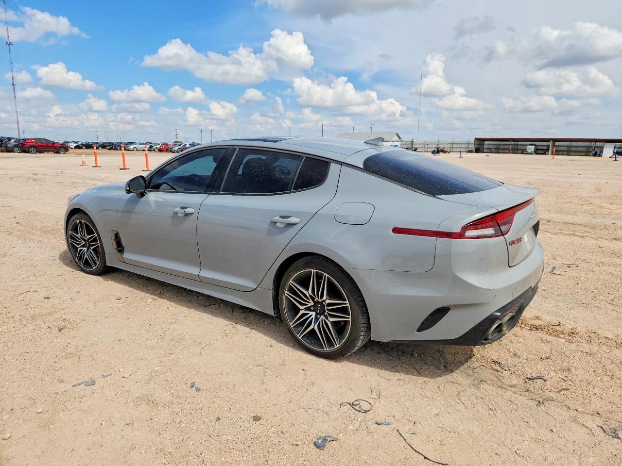 2022 KIA STINGER