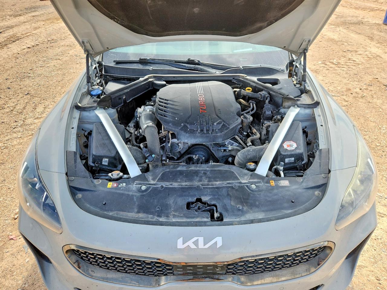 2022 KIA STINGER