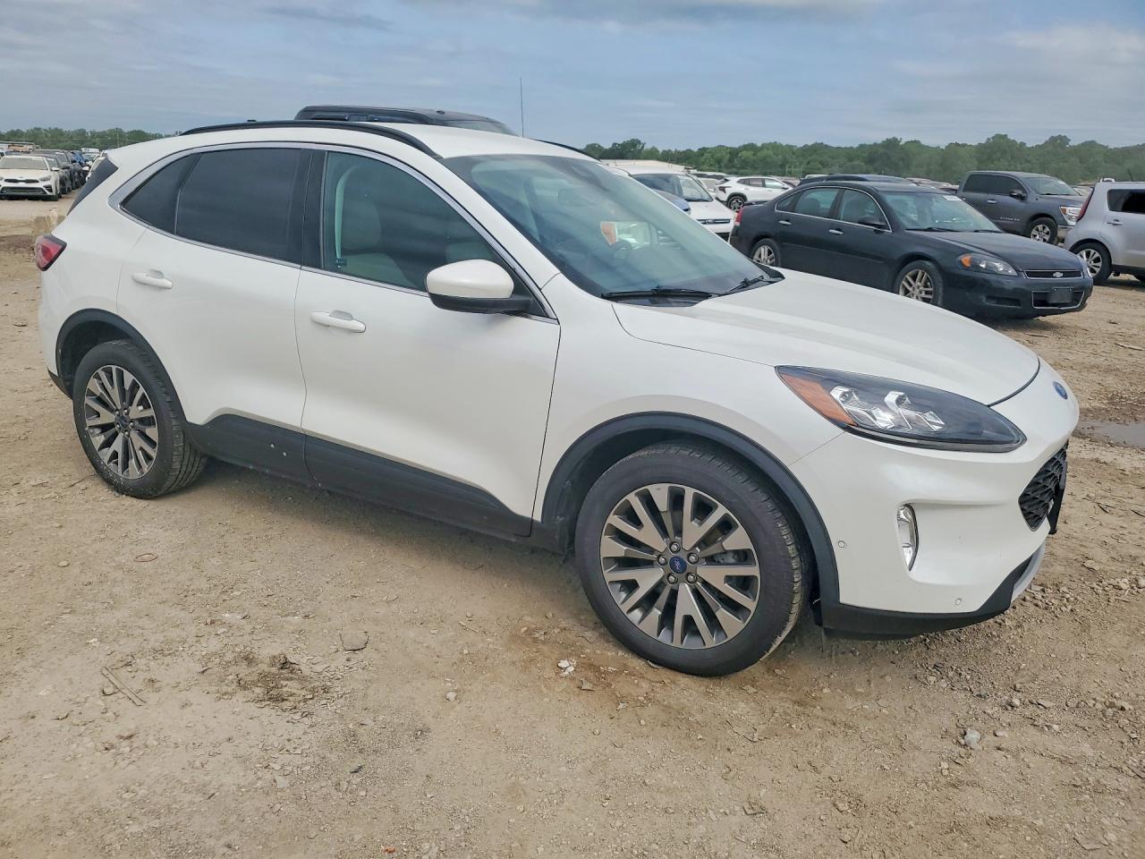 2021 FORD ESCAPE