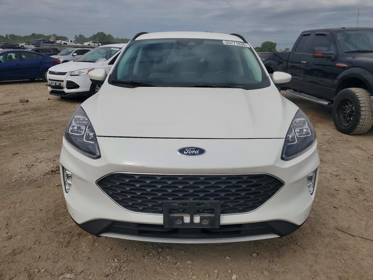 2021 FORD ESCAPE