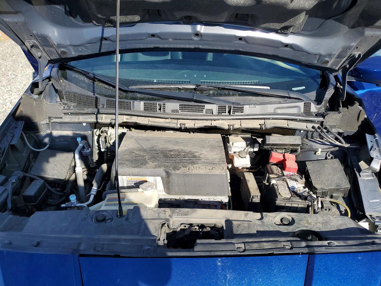 2020 NISSAN LEAF