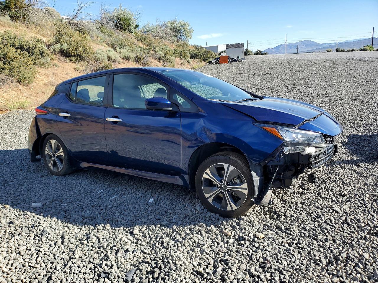 2020 NISSAN LEAF