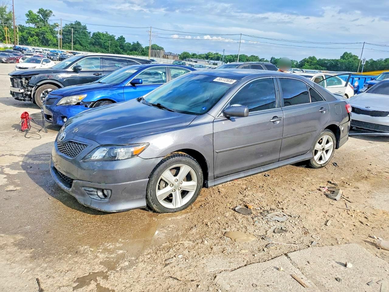 2011 TOYOTA CAMRY